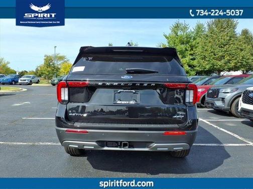 2025 Ford Explorer Active