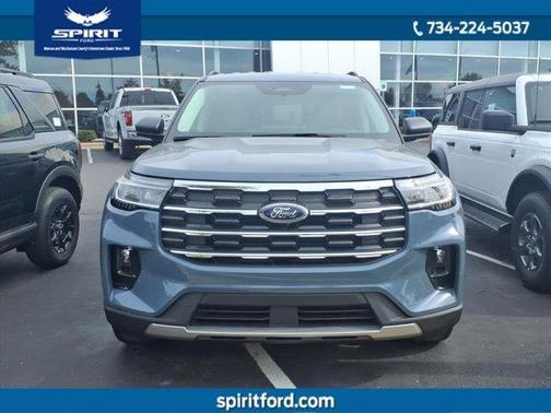 2025 Ford Explorer Active