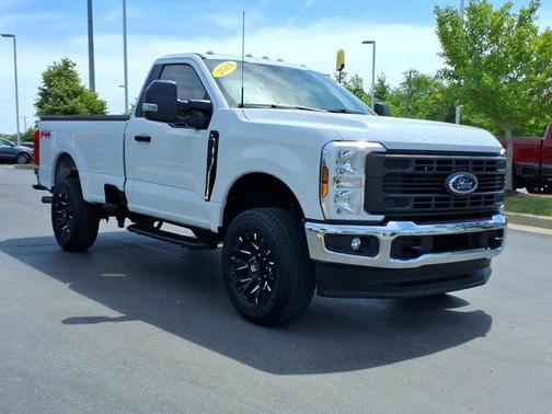 Oxford White 2024 Ford F-350 XL