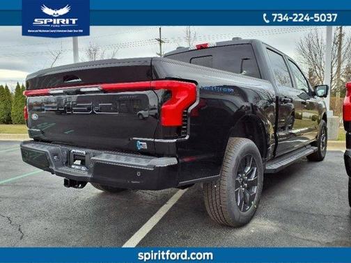 2025 Ford F-150 Lightning LARIAT