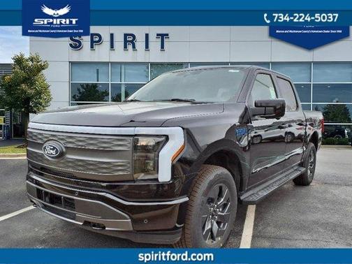 2025 Ford F-150 Lightning LARIAT