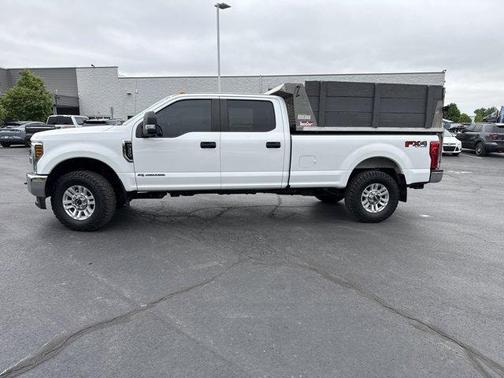 Oxford White 2019 Ford F-350 XL
