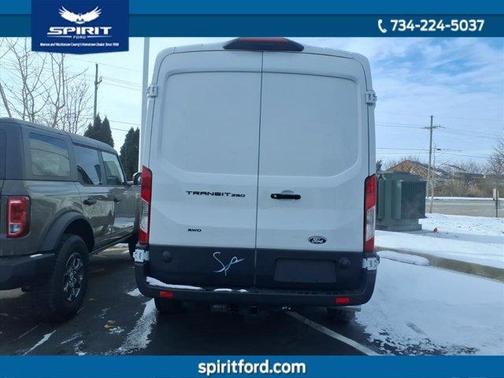 2026 Ford Transit-250 148 WB Medium Roof Cargo