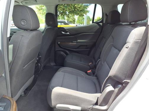 Summit White 2023 GMC Acadia SLE