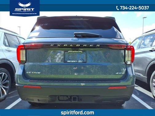 2025 Ford Explorer Active