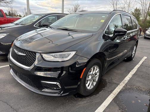 2022 Chrysler Pacifica Touring-L