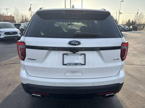 2017 Ford Explorer sport
