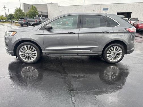 2021 Ford Edge Titanium