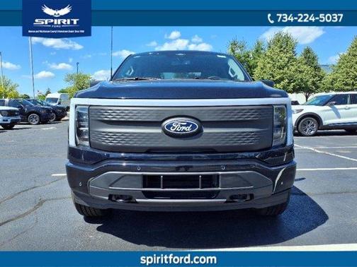 2025 Ford F-150 Lightning Flash