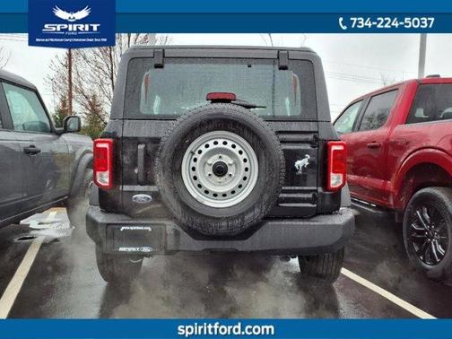 2025 Ford Bronco Base