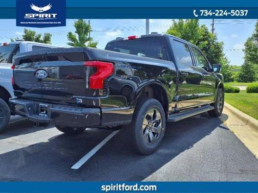 2025 Ford F-150 Lightning Flash