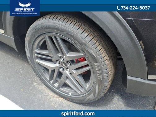 Agate Black Metallic 2026 Ford Explorer ST-Line