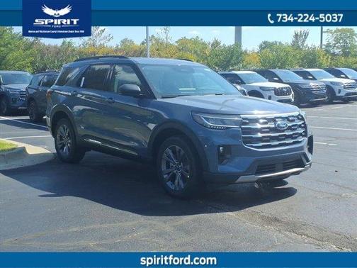 2025 Ford Explorer Active