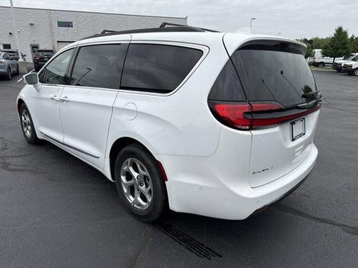 2022 Chrysler Pacifica Limited