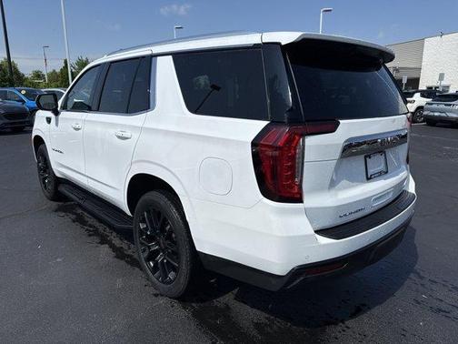 2022 GMC Yukon SLE