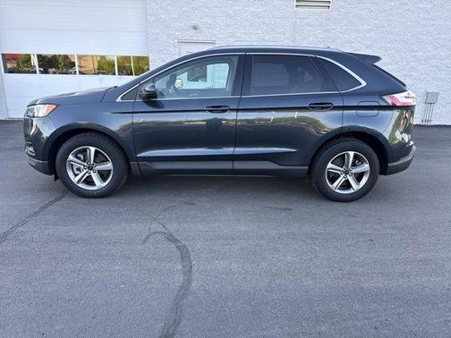 Blue Metallic 2023 Ford Edge SEL