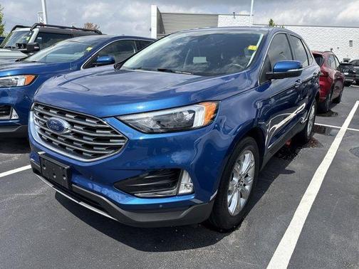 2023 Ford Edge Titanium