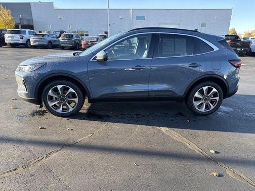 2024 Ford Escape Platinum