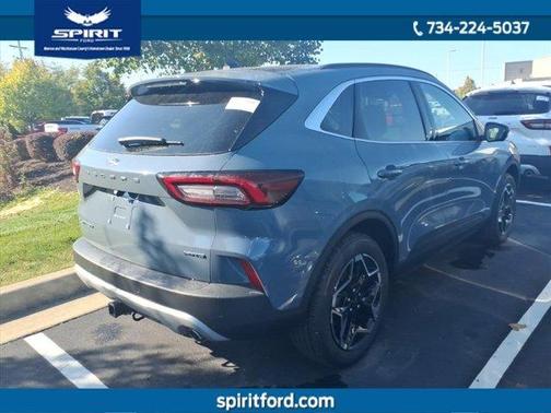 2026 Ford Escape Platinum