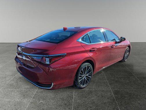 2024 Lexus ES 250 Base