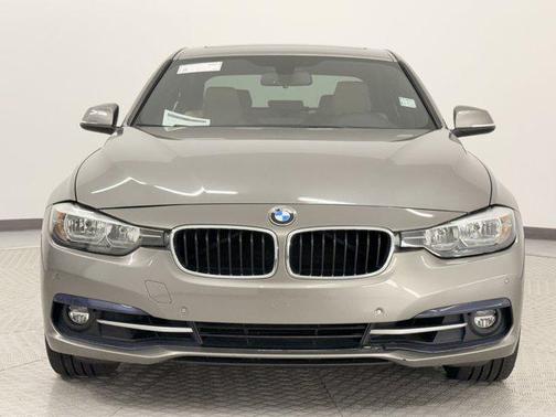 2017 BMW 330 330i