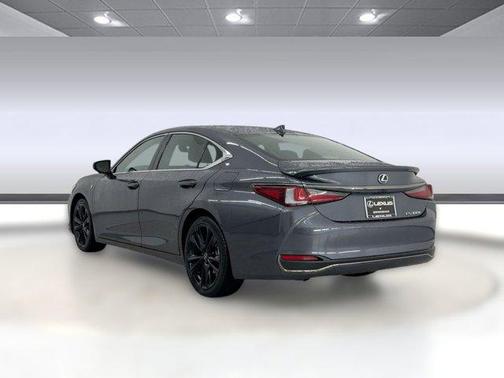 2024 Lexus ES 300h Base