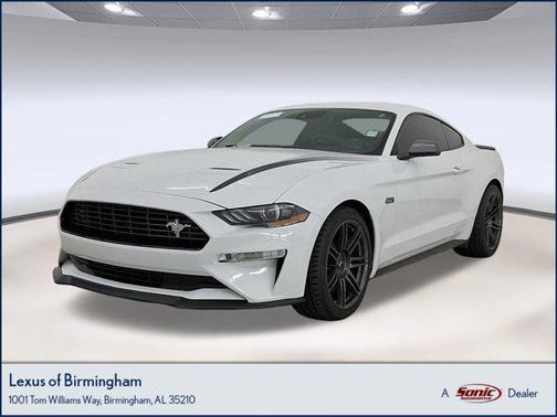 2021 Ford Mustang EcoBoost