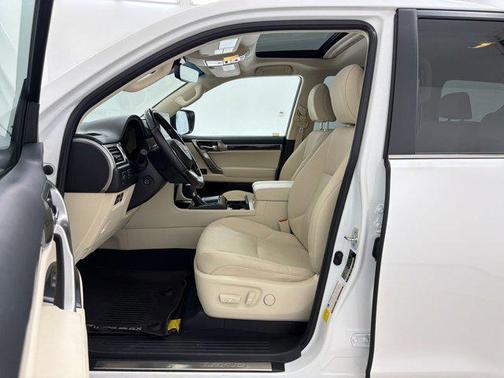 Eminent White Pearl 2023 Lexus GX 460 Premium