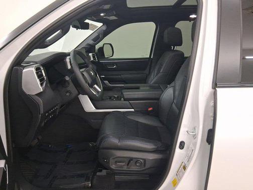 2024 Toyota Sequoia Platinum