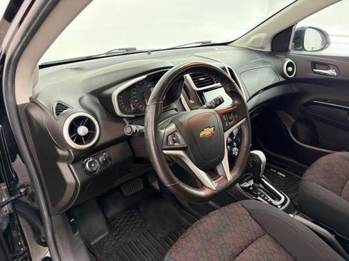 2017 Chevrolet Sonic LT