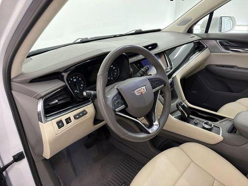 Crystal White Tricoat 2020 Cadillac XT6 Premium Luxury FWD
