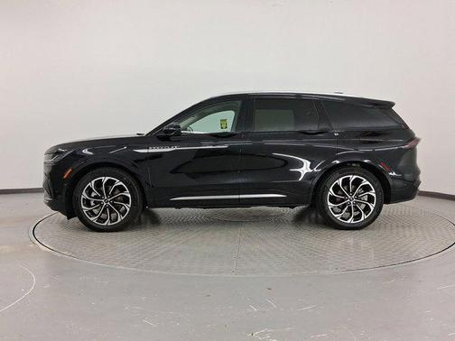 2024 Lincoln Nautilus Reserve