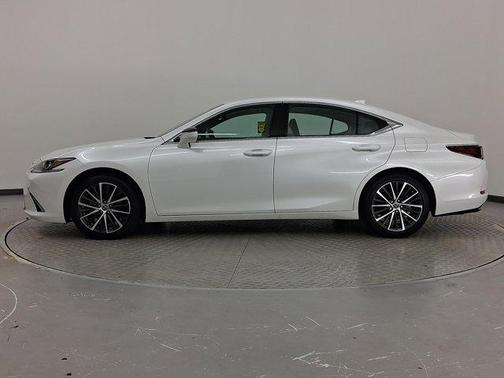 2024 Lexus ES 350 Base