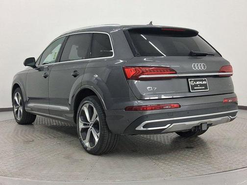 2020 Audi Q7 55 Premium Plus