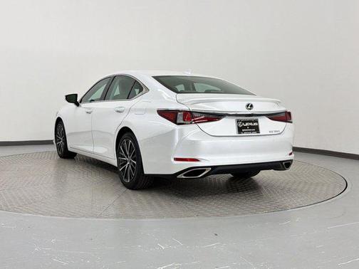 Eminent White Pearl 2024 Lexus ES 350 Base