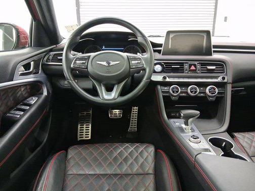 2020 Genesis G70 3.3T RWD