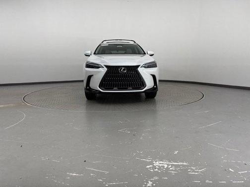 2025 Lexus NX 450h+ Luxury