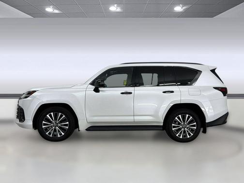 Eminent White Pearl 2024 Lexus LX 600 Premium
