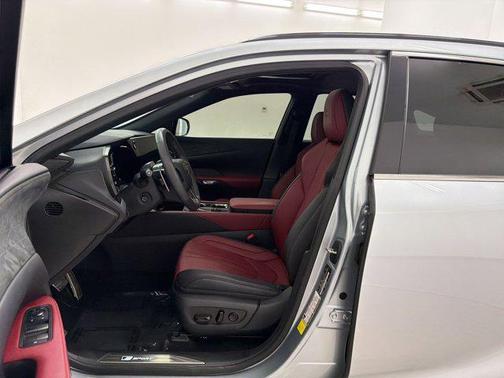 Iridium 2023 Lexus RX 350 F SPORT Handling