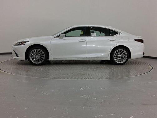 2025 Lexus ES 300h Luxury