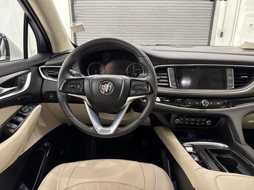 2024 Buick Enclave Avenir FWD
