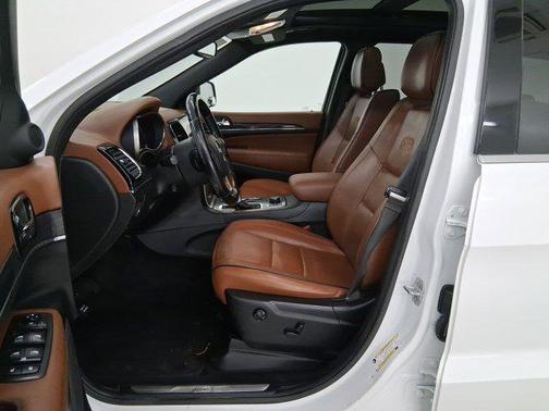 2020 Jeep Grand Cherokee Overland