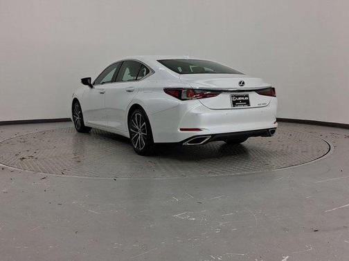 2025 Lexus ES 350 Base