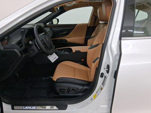 2025 Lexus ES 350 Base