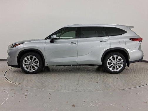 2022 Toyota Highlander Limited