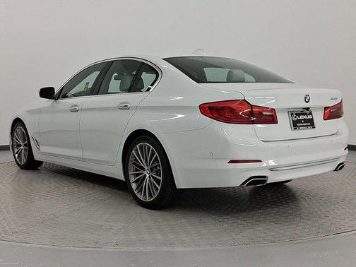 2018 BMW 540 540i