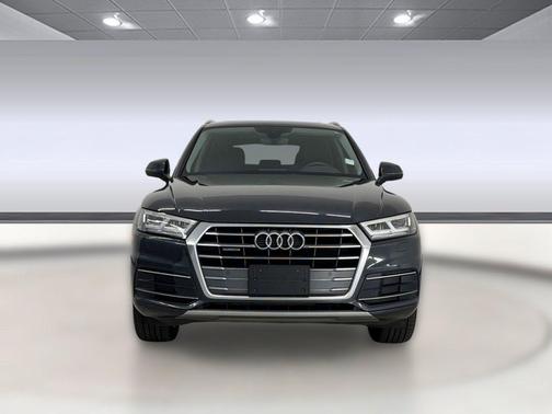 Gray 2018 Audi Q5 2.0T Tech Premium