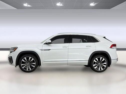 White 2021 Volkswagen Atlas Cross Sport 3.6L V6 SEL Premium R-Line