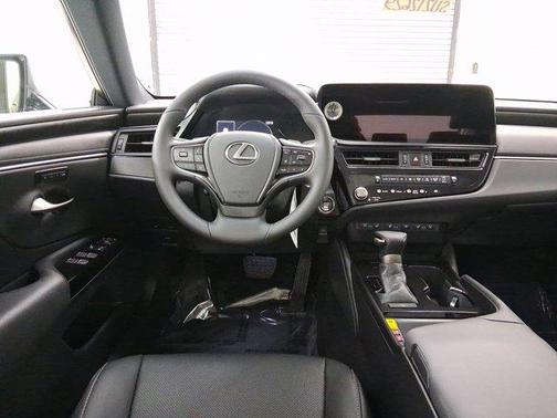 2025 Lexus ES 350 Base