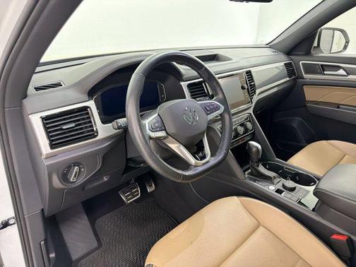 2022 Volkswagen Atlas Cross Sport 2.0T SEL